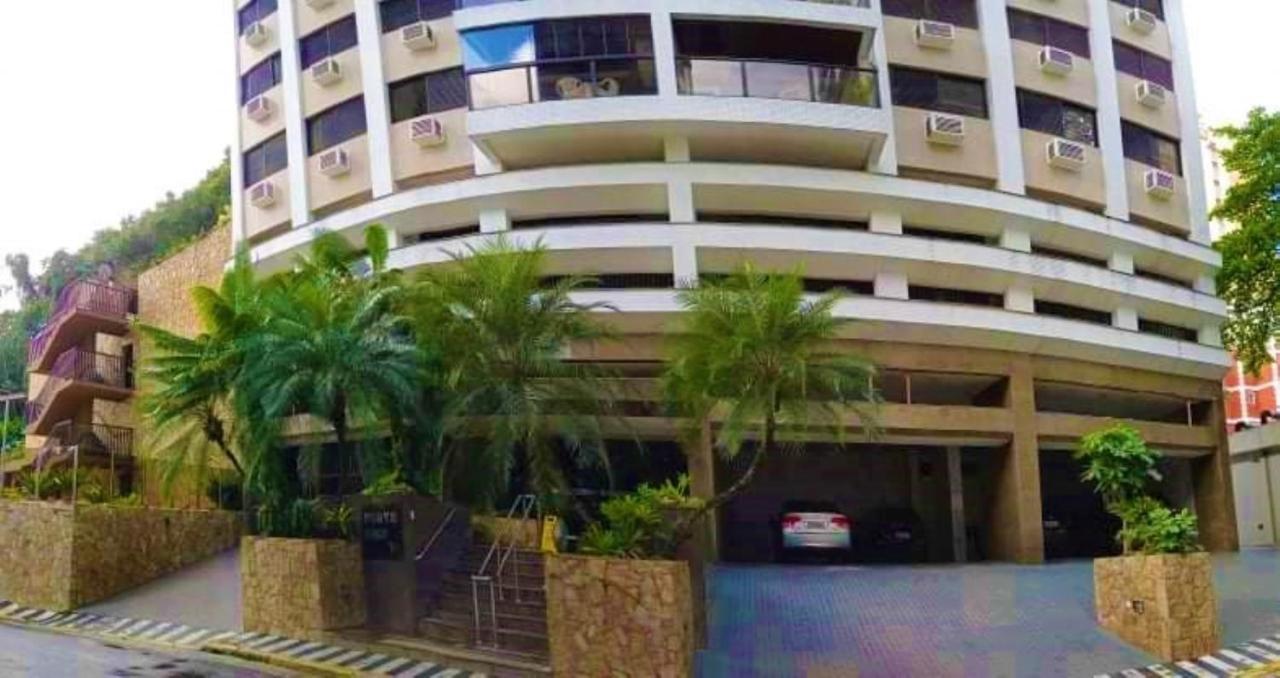 Apto Pitangueiras - 3 Quartos, 2 Vagas, 4 Banheiros, Cozinha Completa, 2 Minutos Da * Guarujá